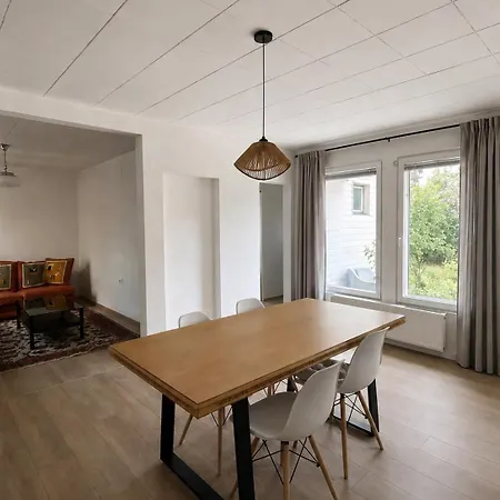 Charming Townhouse Close To The Centre